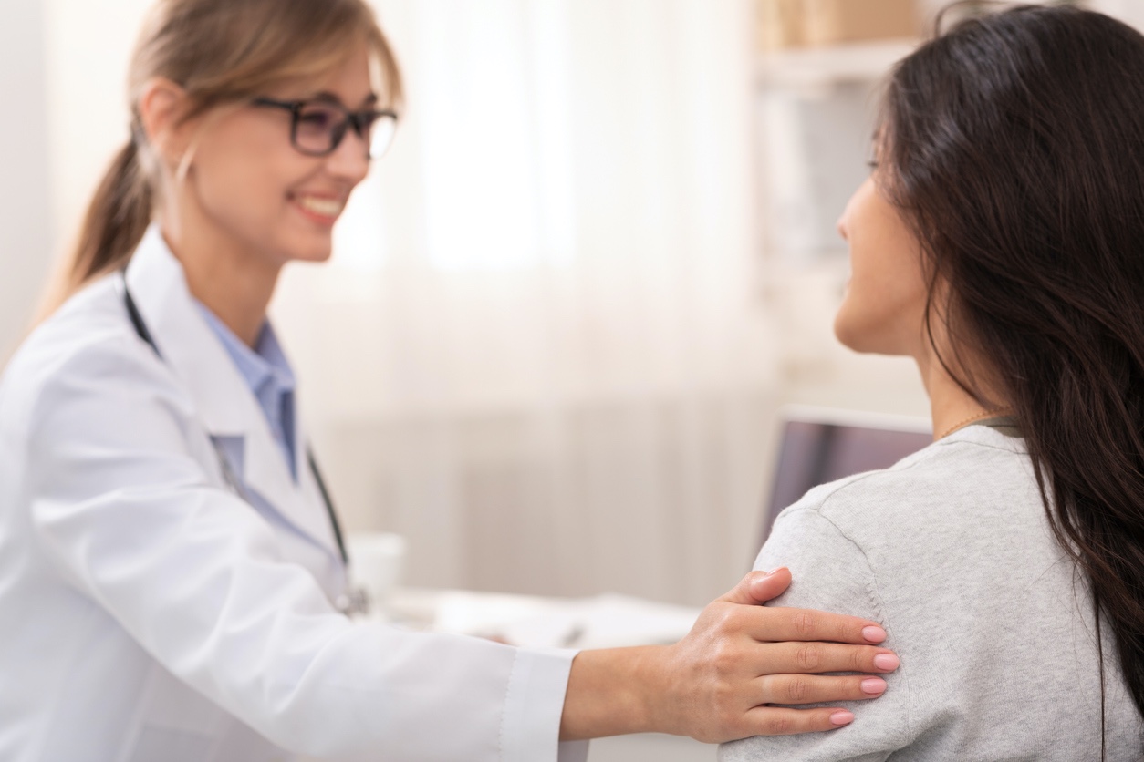 female patient and doctor