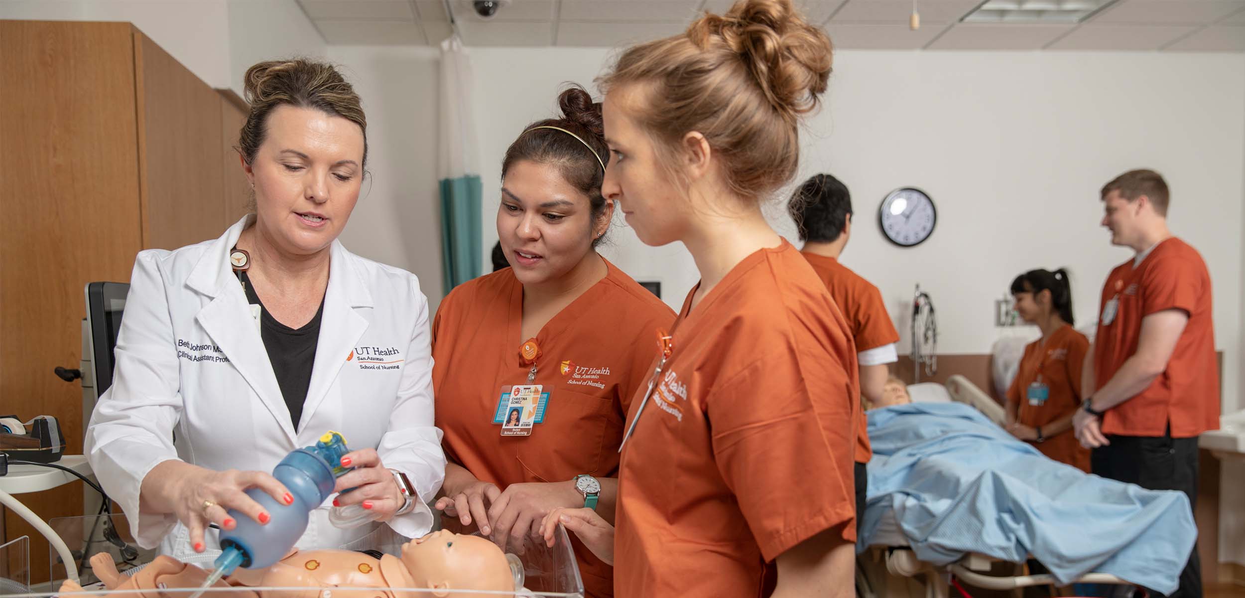 School of Nursing - UT Health San Antonio