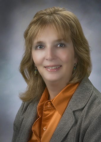 Dr Bertha Flores