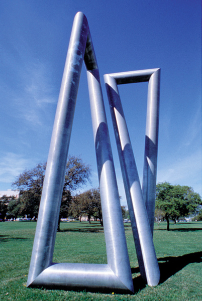image of Helix sculpture on main campus of UT Health San Antonio