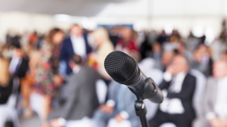Microphone