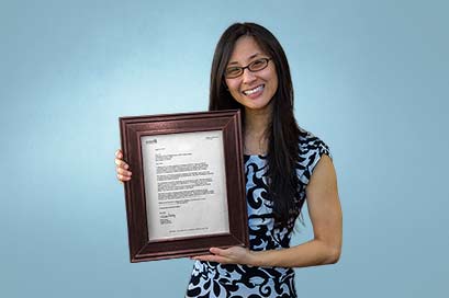Amy Yu with American Medical Association Physician of Tomorrow award