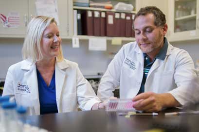 Dentist Dr. Cara Gonzales collaborates with fellow researchers to find the answer to mitigating oral cancer pain. 