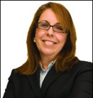 Lynda Y. de la Viña